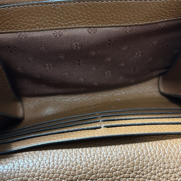 Tory Burch tan leather crossbody - Picture 10 of 10